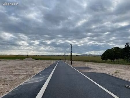 terrain à 10 mn de reims