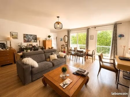 appartement t3 rénové traversant - carquefou fleuriaye