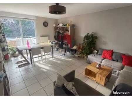 location appartement t3 70m² - grenoble - 1090