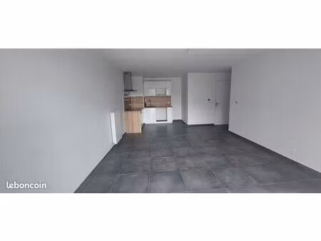 appartement t3 65m² avec garage