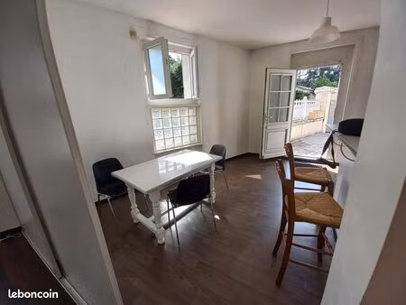 studio 1 pièce 31 m²