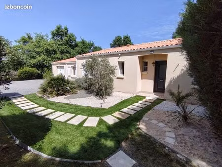 maison 141 m² - piscine chauffée - 4 chambres - sans vis-à-vis