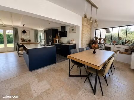 maison en pierre rénovée 163 m² – 4 chambres – plain-pied – fargues/langon