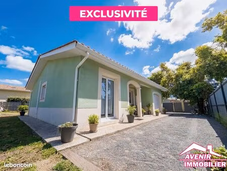 maison à vendre – 2 chambres + 1 bureau  dépendance – le porge