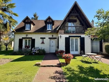 maison de 4 chambres