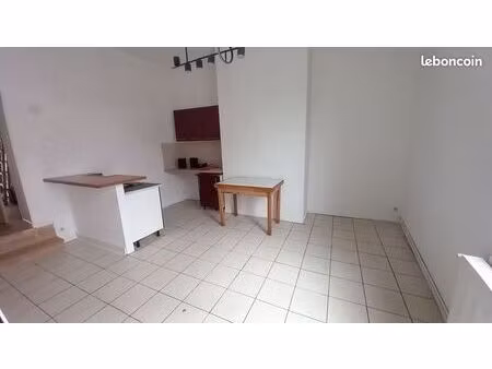 à louer – appartement t2 37 m² propre au calme– condé-sur-l’escaut – direct propriétaire