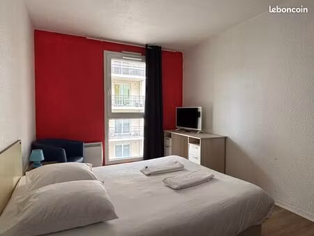 studio 1 pièce 19 m²