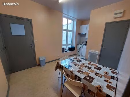 loue poue étudiant