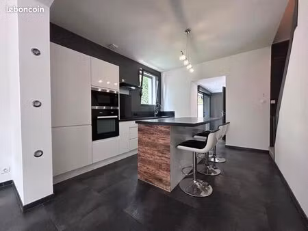 maison 3 pièces 76 m²