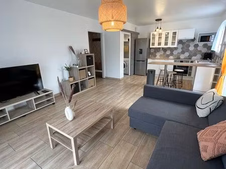 appartement 3 pièces de 66m2 - compiegne