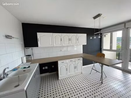 appartement 3 pièces 85 m²