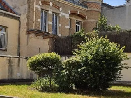 rare en centre-ville – appartement de charme de 68 m² avec jardin sécurisé  terrasse et ga