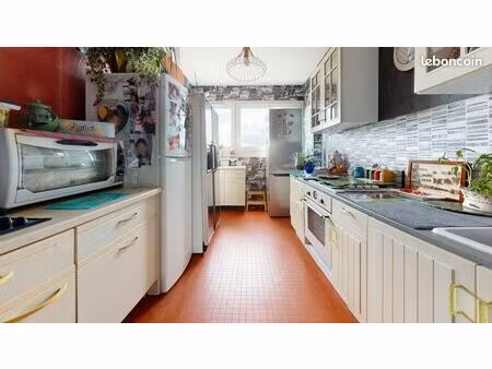 appartement 3 pièces 65 m²