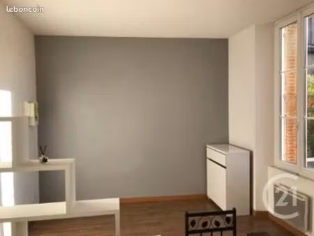 studio 1 pièce 22 m²