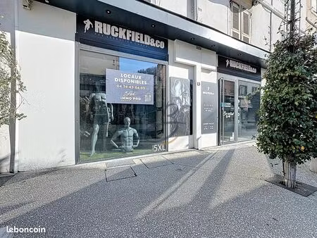 local commercial  prêt-à-porter 87 m² bourgoin-jallieu