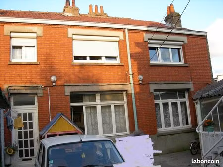 vends petite maison sur coudekerque-branche