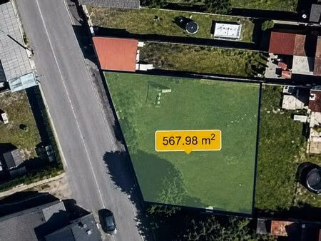 terrain à bâtir d’environ 568 m² – belle façade de 25 85 m