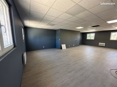 entrepot/ bureau