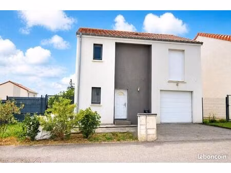 maison 6 pièces 105 m²