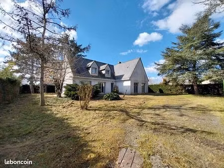 maison 8 pièces 171 m²