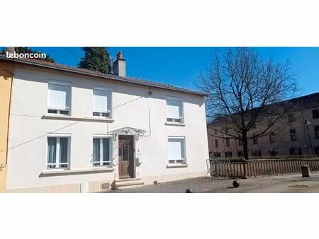 studio meublé