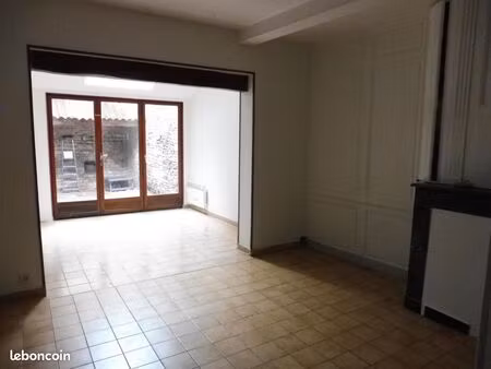 chaumont appartement f3 de 62 m² refait à neuf  avec terrasse privative de 16 m²  proche d
