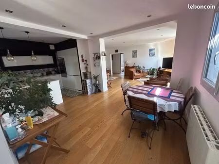 grand t3 récent avec jardin - centre-ville la teste