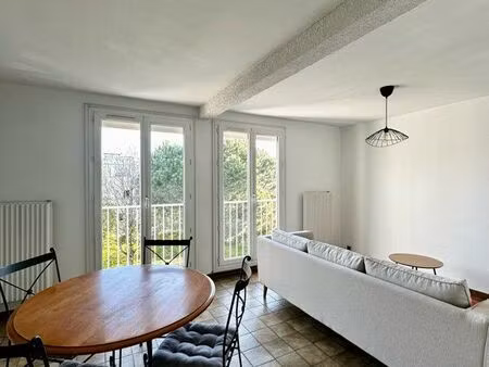 appartement 3 pièces 64m2 amouroux
