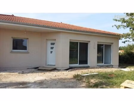 maison 3 chambres riorges