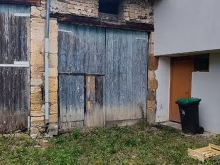 grange en pierre avec fort potentiel et jardin