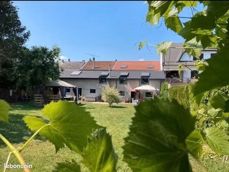 maison au cœur d’un verger