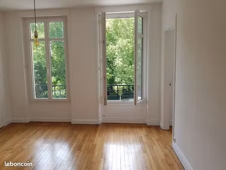 superbe t4-5 en hyper-centre avec garage