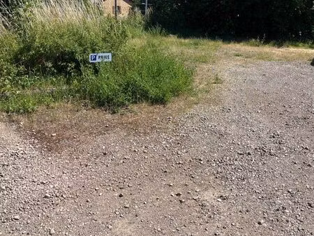 ◊ place de parking à louer – proche gare hettange-grande