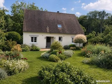 maison individuelle de 147m2 au sol dans le joli village de blaincourt les precy avec terr