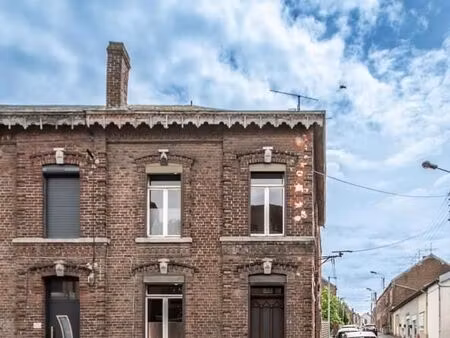 maison 9 pièces 141 m²