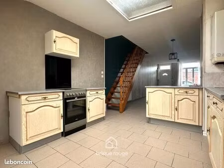maison de ville 3 pièces 82 m²