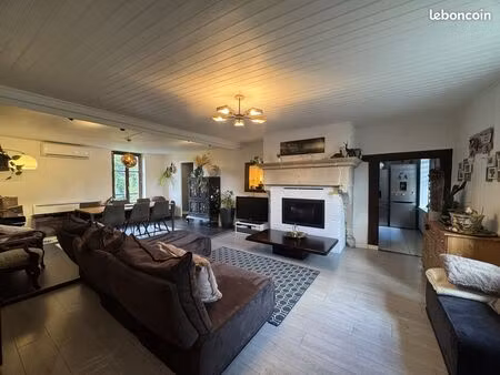 maison de village 4 pièces 140 m²
