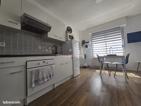 studio 1 pièce 26 m²