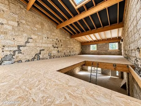 bureaux ou habitations au coeur des chartrons