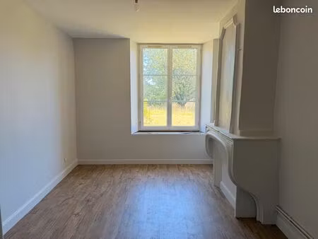appartement 99 m2 à fameck au calme  entièrement rénové