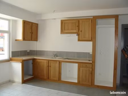 t4 75m² frevent centre ville