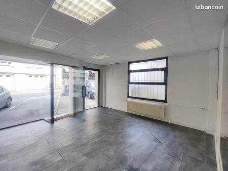 commerce 50 m²