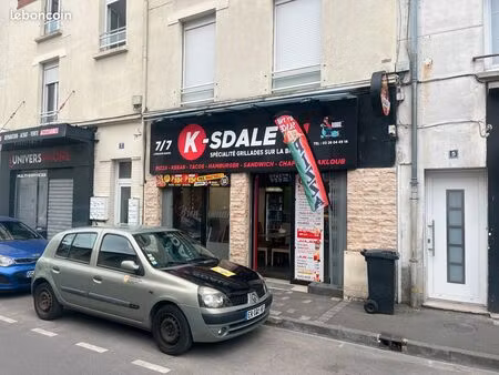 pizzeria / fast food / kebab