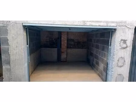 garage à louer