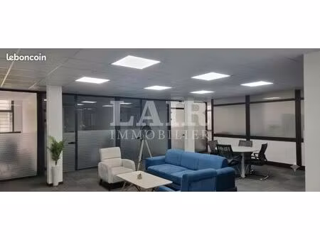 local 1558 m² alencon