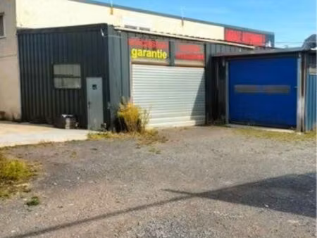 loue bâtiment commercial