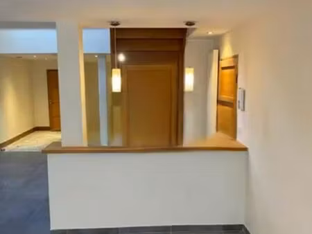 a louer local commercial 340m2