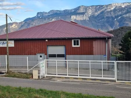 local d’activité malin 260 m2