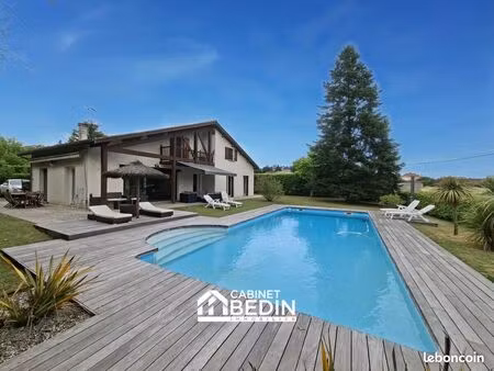 maison 8 pièces 174 m²