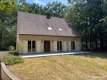 maison 8 pièces 190 m²